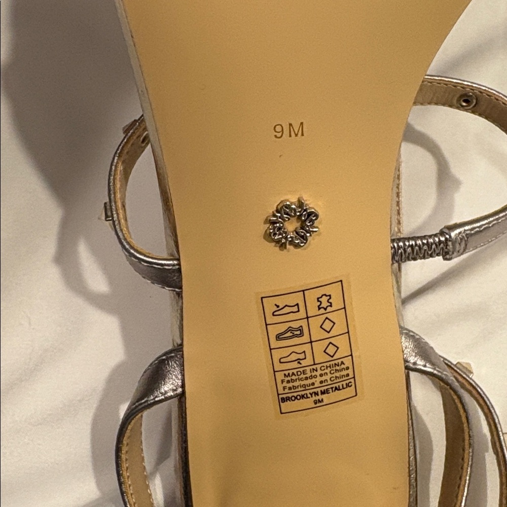 WHBM Cindy Metallic Leather Strappy Studded Block Heel Sandals - Picture 7 of 9